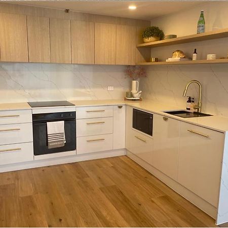 Longbeach Resort - Private Apartments โกลด์โคสต์ ภายนอก รูปภาพ